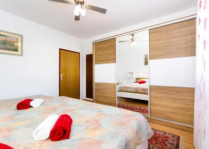 Toljanic Apartment Krk Town